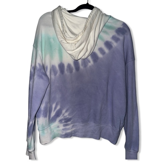 Wildfox French Terry in Peri Shibori Tie Dye Hoodie Sweatshirt
Size M - Picture 3 of 4